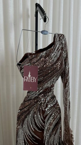 فستان سهره بني