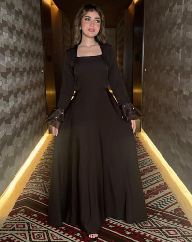 فستان ناعم أسود داك