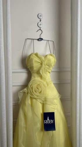 فستان ريهام