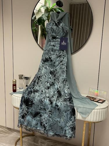 فستان تغريد