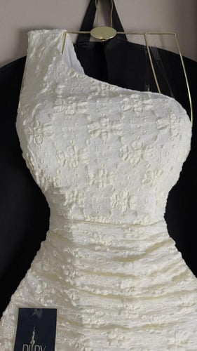 فستان أزهار