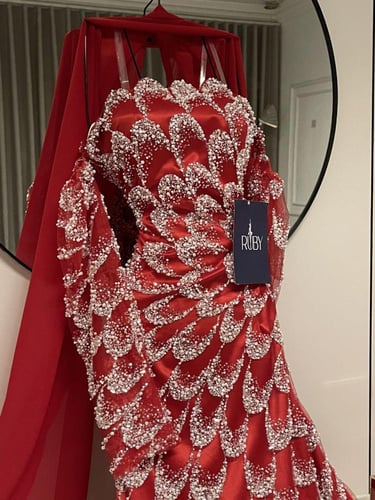 فستان اوليفيا