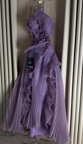 فستان دارين