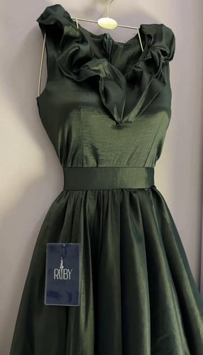 فستان زيتونه