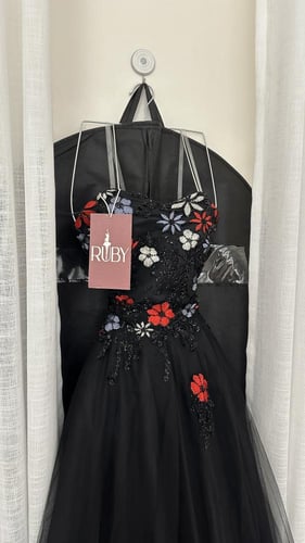 فستان سهره اسود