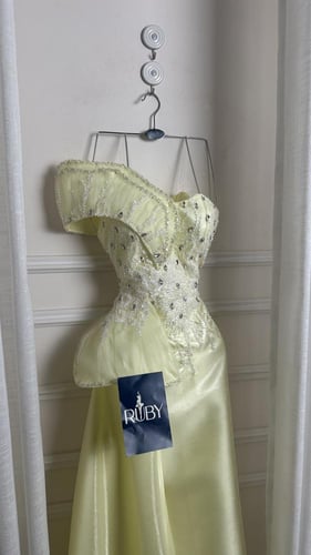 فستان اشجان