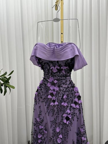 فساتين سهرة اللون بنفسجي فاتح