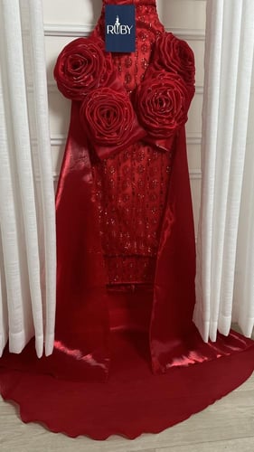 فستان جميله