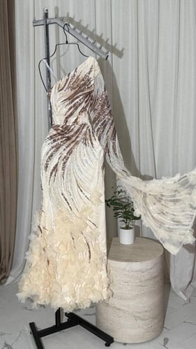 فستان سهره كريمي