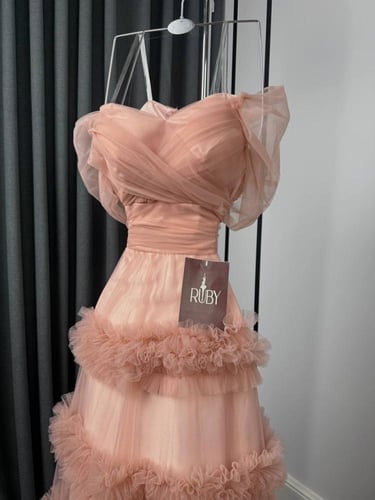 فستان سهره وردي فاتح