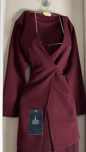 فستان مارتينا