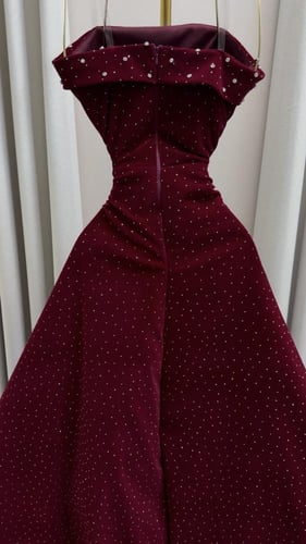 فستان جوخ عودي