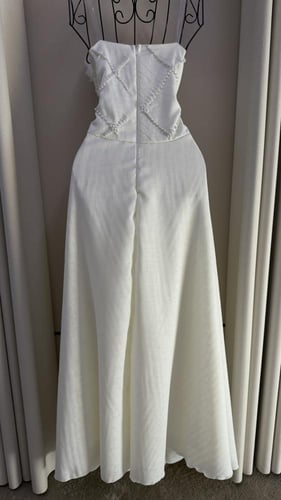 فستان ريفال الأبيض