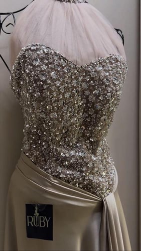 فستان ليندا