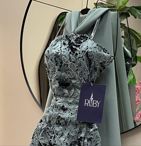 فستان تغريد