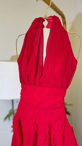 فستان ناعم أحمر