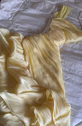 فستان السن المحير ليموني