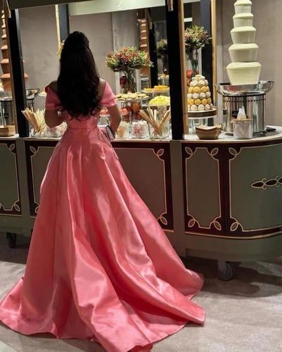 فستان سهره وردي مشرق