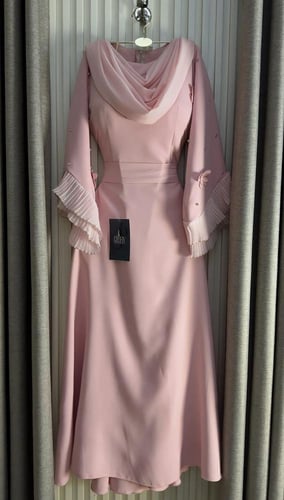 فستان باربي