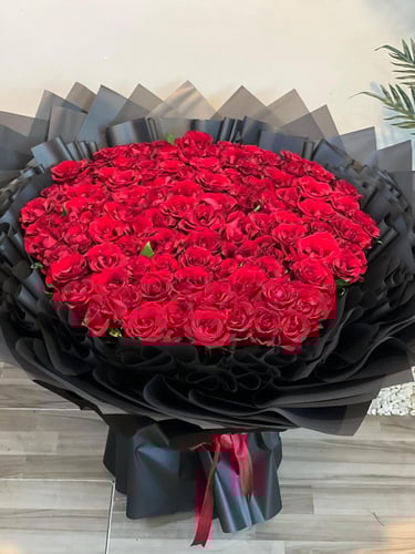 بوكيه 100 حبه ورد