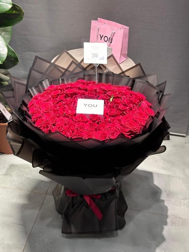 سلسال ناعم مع بوكيه ورد 100 حبه