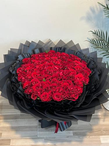 بوكيه 100 حبه ورد