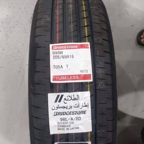 بريجستون ياباني 205/65/16