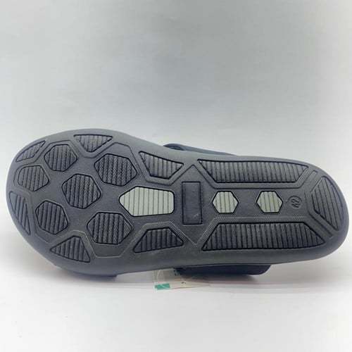 نعل شبابي خفيف ومريح | تصميم عصري بثلاث ألوان