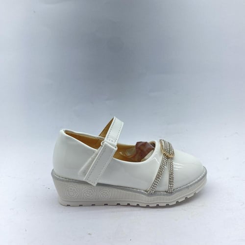 صندل فلورا بيلا باللصق وثلاث الوان (مقاسات 26 الى...