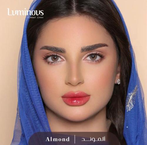 عدسات طبية ملونة لومينوس ألموند