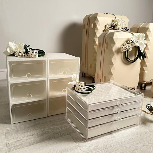 باقة الأنس (22 قطعة) + (10تنسيق)+(15 تنسيق مكياج و...