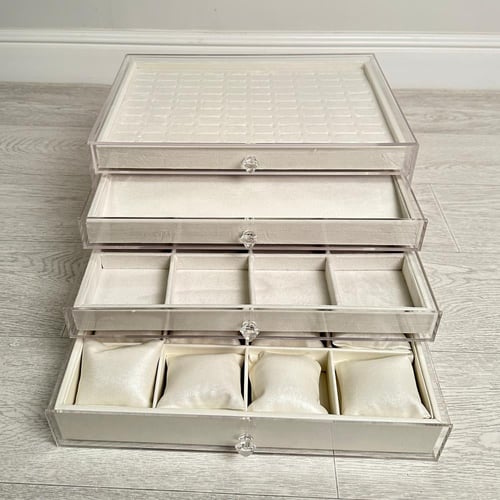 باقة الأنس (22 قطعة) + (10تنسيق)+(15 تنسيق مكياج و...