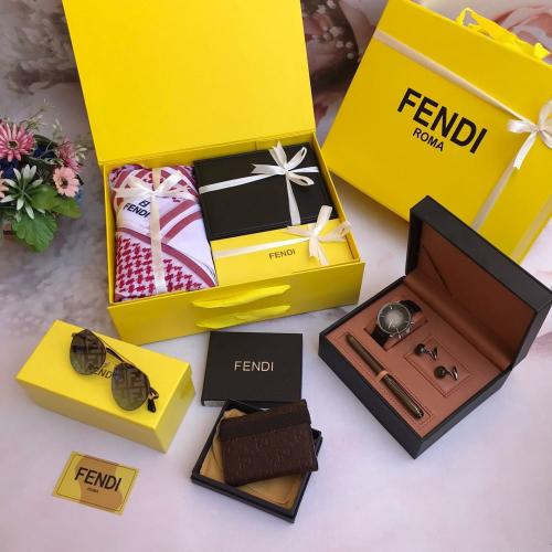 طقم هدايا رجالي فاخر من FENDI – شماغ، ساعة، محفظة،...