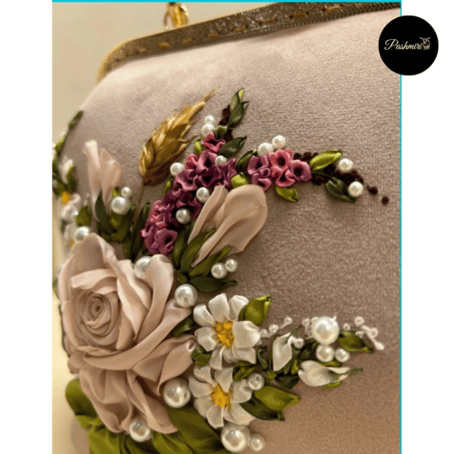 حقيبة راقية- تطريز يدوي إيراني- قماش مخمل ناعم- لو...