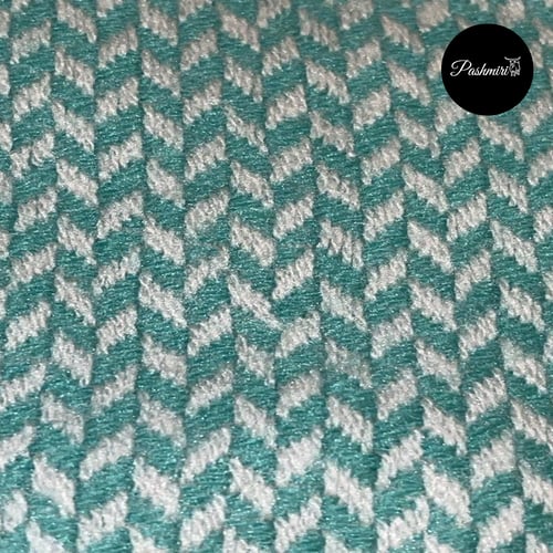 شال كشميري أصلي تطريز أبيض على أرضية فيروزي فائق ا...