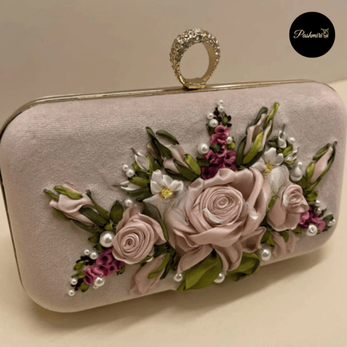 حقيبة راقية- تطريز يدوي إيراني- قماش مخمل ناعم- لو...