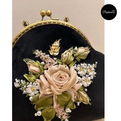 حقيبة راقية- تطريز يدوي إيراني- قماش مخمل ناعم- لو...