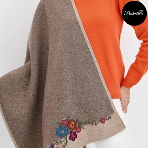 شال خاكي على بني غانق مع بيج غامق صوف كشميري مع صو...