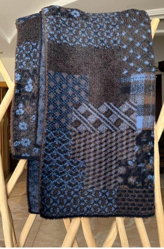 شال فرو أرنب طبيعي مع صوف كشميري أزرق راقي جدًا/ ح...