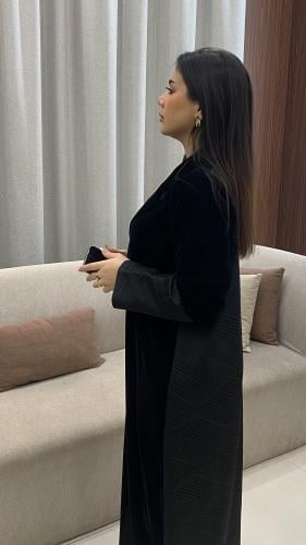 عباية مخمل