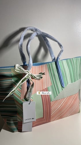 لاكوست الملونة L