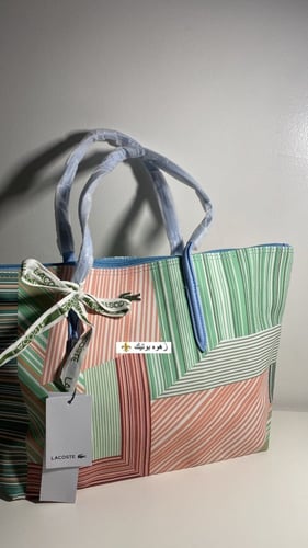 لاكوست الملونة L