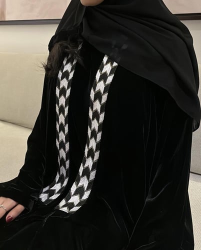 Black velvet abaya with white collar