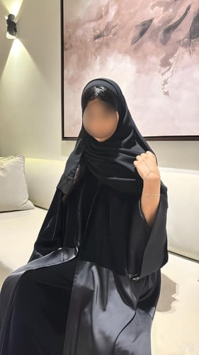Black velvet x satin abaya