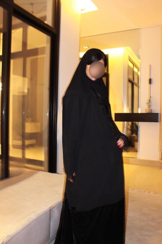 Wool & Velvet Half Bisht Abaya with Lace Cuffs