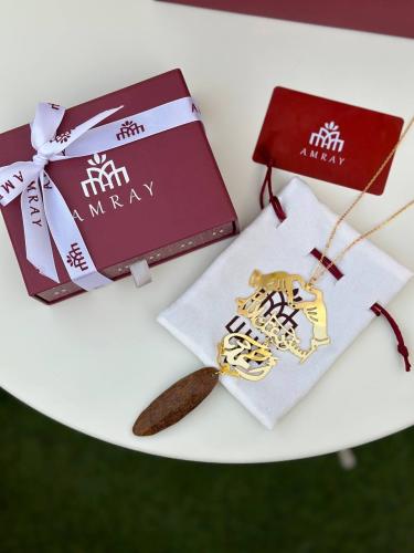 تعليقة سياره بالاسم