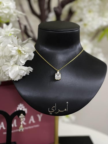 طقم نسائي فاخر