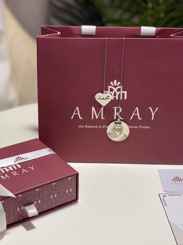 تعليقة سياره بصوره واسم