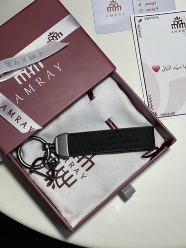 ميداليه بالكتابه حسب طلبك