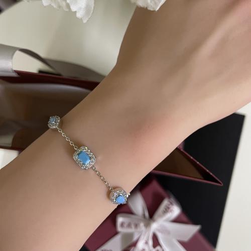 سواره نسائيه فضي بسماوي